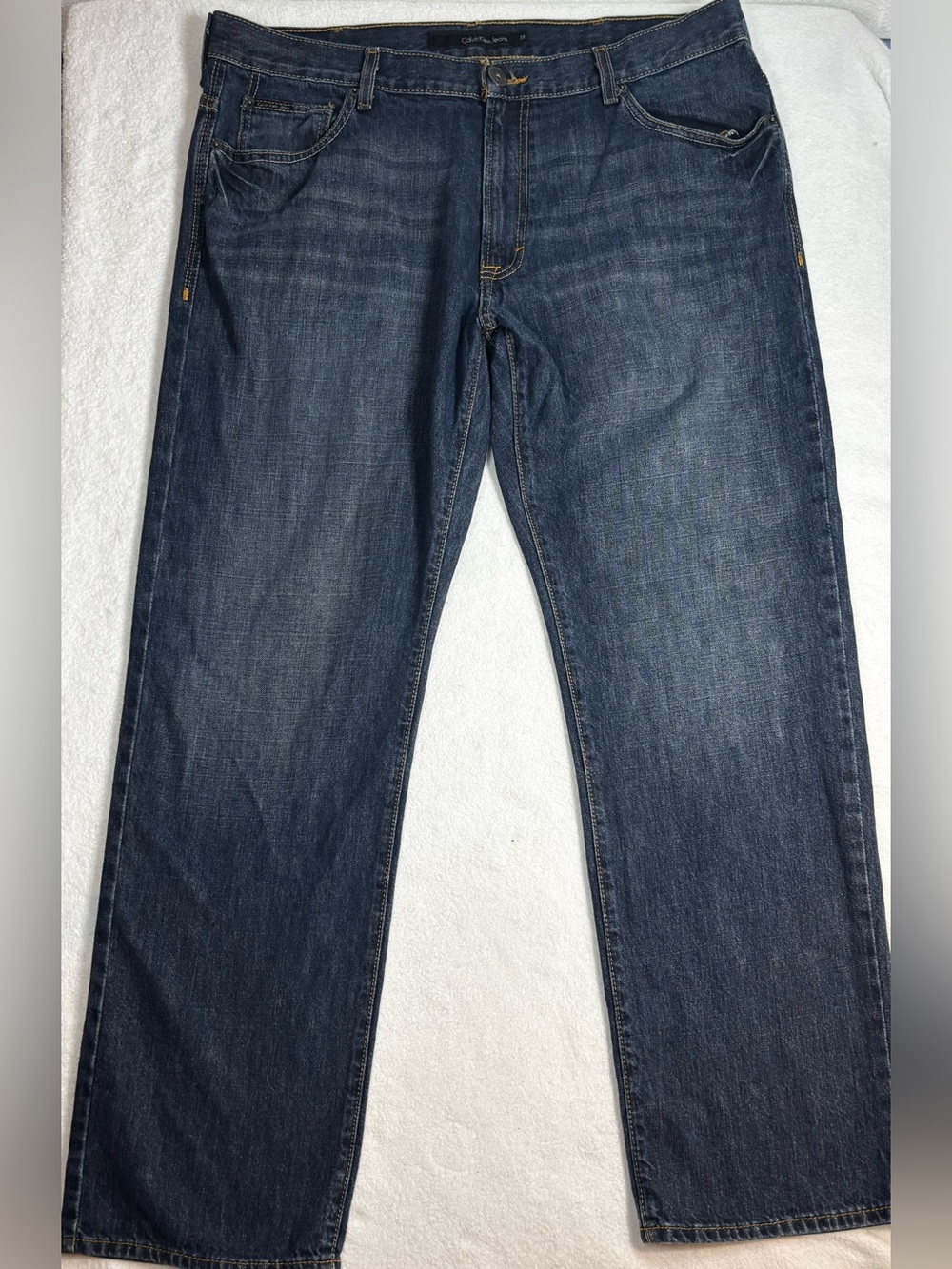 Calvin Klein Jeans Straight Fit Dark Wash Denim Jeans Size 38  Classic Blue Wash